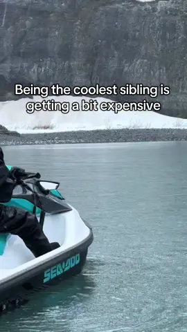💁🏼‍♀️💁🏼‍♀️ #travel #alaska #glacier #traveltok #jetski #dayinthelife #ditl #alaskagirl #fyp #adventure 
