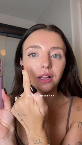 AND IT'S A BOGO! We love you @tarte cosmetics 👀 #tarte #tubingmascara #BeautyTok #buyonegetonefree #lashes 