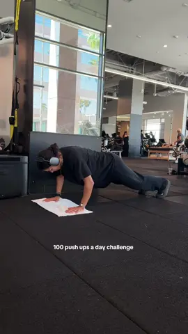 Imma start today since I only hit like 60 yesterday #GymTok #pushup 