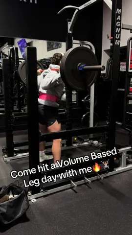 2nd leg day of the week | volume based🔥 | Get in the gym and get after it!!! #fyp #getbuckedup #gym 
