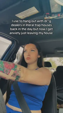 Younger me just dgaf 🤣 #90smusic #anxietycheck #fypage #comedy #MomsofTikTok 