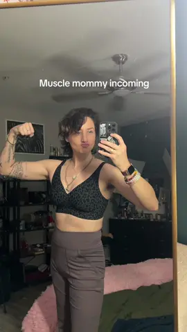Did some pushups last night and was surprised at being able to do 4 in a row. I’m gonna say the bra helped inspire me. #wirelessbra #mascfemme #athleticwear #musclemommy #tiktokshop 