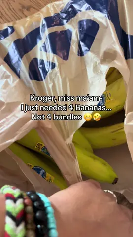 seriously, wth am i suppose to do with all these bananas? 🤔 #fypシ #fyp #MomsofTikTok #banana #food 