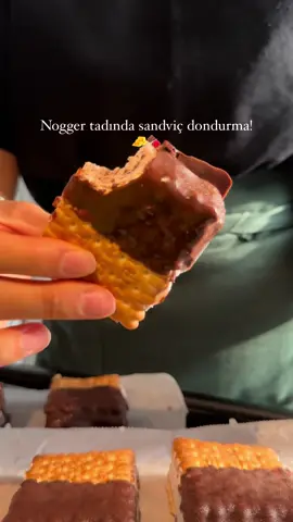 Bizim evin favorisi😍 Görünen markala reklam değil. #dondurma #noggersandwich #yaztarifleri #tatlıtarifleri  