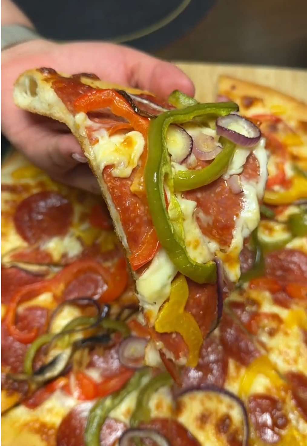 Masa para pizza casera, pizza con borde de queso, pizza de queso, pizza de peperone, pepperoni pizza, veggie pizza #pizza #pizzarecipe #cheesepizza #pizzalover #EasyRecipe 