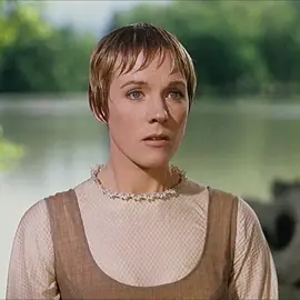 they are so h word (especially for a family movie) but you didn’t hear it from me  #thesoundofmusic #soundofmusic #julieandrews #christopherplummer #rodgersandhammerstein #foryoupage #fyp #foryou #mariavontrapp #captainvontrapp #oldhollywood #classicfilm #1960s 