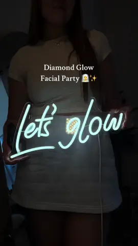 We had the best time at our diamond glow facial party with @Glowaestheticsbygabrielle !! ✨✨✨  Book your appointment with Gabrielle today at https://www.glowaestheticsbygabrielle.com