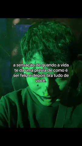 A vida é um carrossel pessoal, não se desanimem. #vida #life #felicidade #alegria #frases 