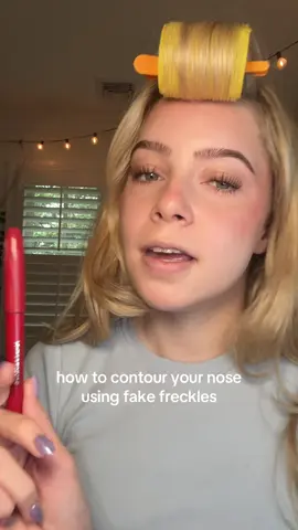 fake freckles as nose contour = snatchural #makeuptutorial #fakefreckles #naturalmakeup #nosecontour #makeuphack 