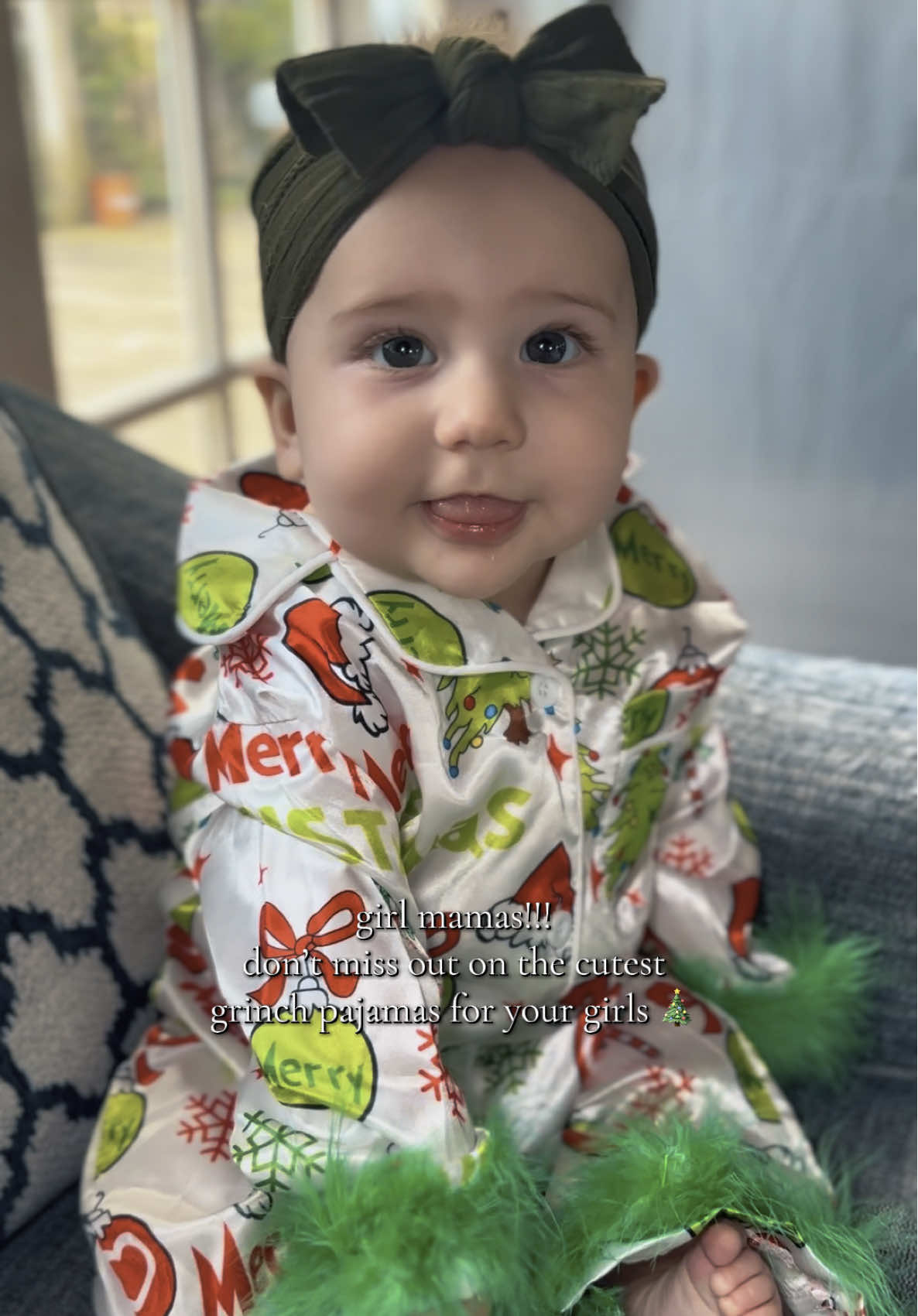 It’s time to shop EARLY for all the holidays!! Snag this with free shipping! My little Cindy louuu  #cindylouwho #grinch #babygirl #christmas #girlmama 