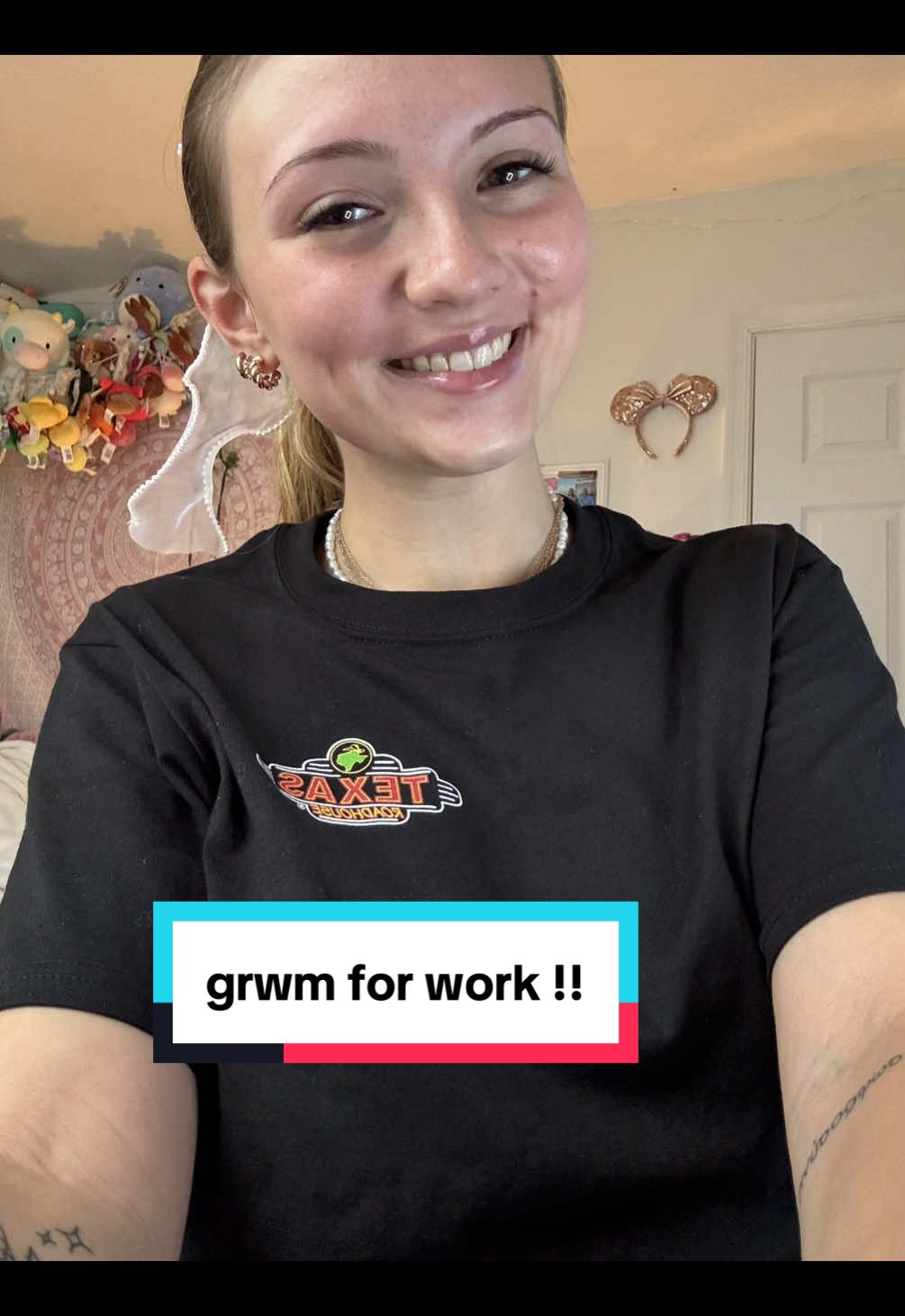 surprise!! i’m officially a roadie! #grwm #roadies #texasroadhouse #fypシ #grwmroutine #fyp 