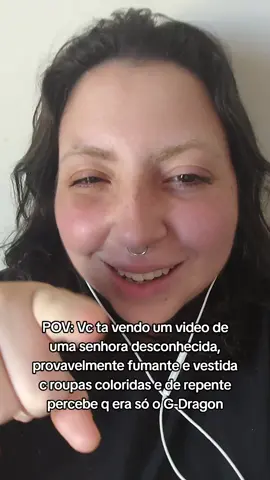 Eu amo o divo mas sempre confundo ele c senhoras estilosas 🤡🤡🤡