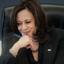 Exactly what the song said👅#kamalaharris #foryou #edit #foryoupagе #viral 