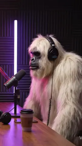 Esta noche @Loco-Blanco lo cuenta todo en el podcast de Nacho. #podcast #aivideo #viral #fyp #locoblanco 