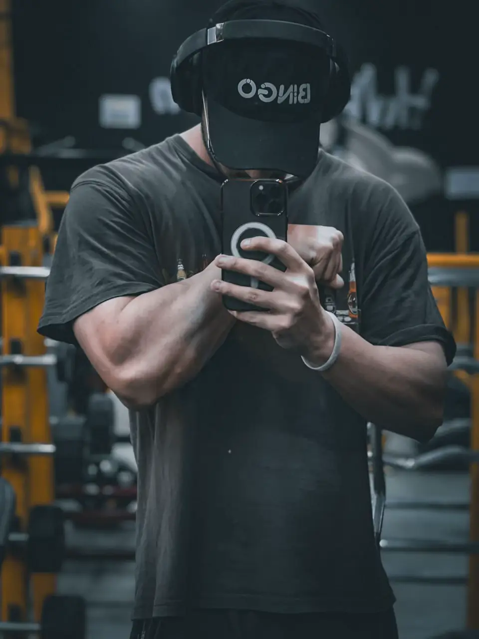 النفس القوية لا تبحث عن إثبات ذاتها، لأنها واثقة من قيمتها. #fyp #iraq #baghdad #gym #foryou 