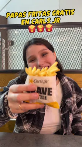 ✨ ¡Atención! ✨  Este miércoles 20 de agosto celebramos el Día de la Papa Frita con @Carl’s Jr. 🇨🇱 🍟🔥. Por la compra de cualquier combo, te llevas unas papas fritas pequeñas GRATIS. Sí, así de simple: muestra el cupón, pides tu combo favorito,  y llévate unas papitas sin costo adicional! 🥰  Corre que es solo por un día y no te puedes quedar fuera. 👉 ¿Con quién compartirías tus papitas gratis? #carlsjr #diadelapapafrita #chile #papasfritas 
