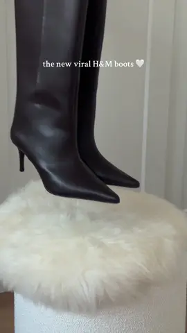 The boots are finally back in stock!!! So pretty 🤎 #handm #boots #viralboots #autumnclothes #hm #boots #fashion #newin #brown 