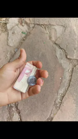 dinheiro no bolso 