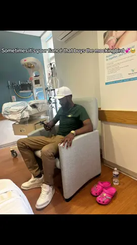 I’ve had the most traumatic delivery .. from labor to emergency c-section .. then distended stomach to a blood infection .. this man has literally been my rock THE WHOLE TIME. I really couldn’t do it without him 🥹 washing me up and taking care of our daughter when I couldn’t .. God really sent him from heaven 💕🥰
