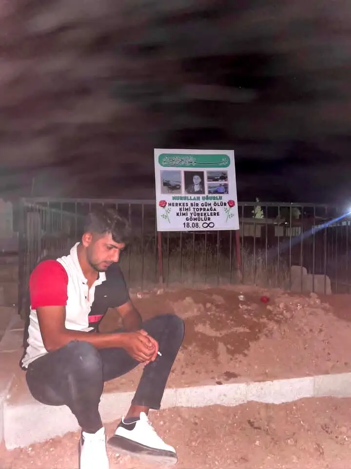 Kalbim sonsuz acının yetimi , “Ölü umutlar artık hayata değil..🥀