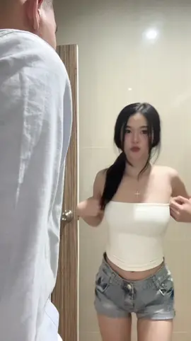 👀