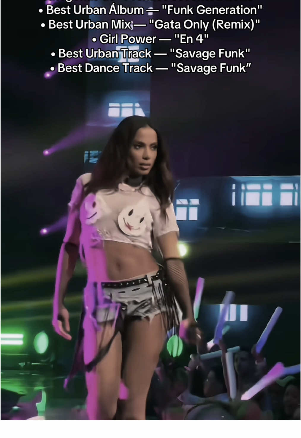 Vamos votar muitooooo e fazer ela trazer todos pra casa! #anitta #premiosjuventud 