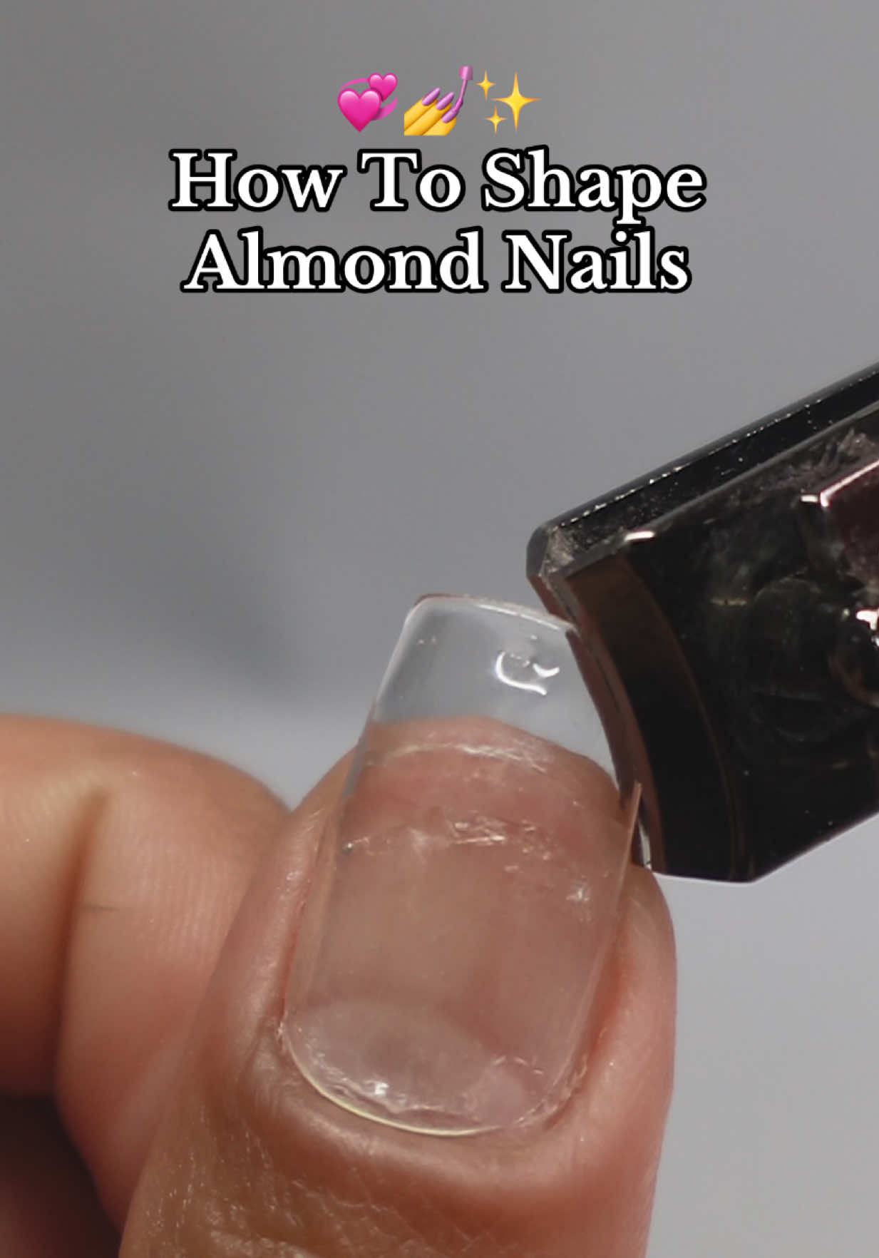 How to shape almond nails 💓✨ #almondnails #nailshaping #nails #nailboo #fyp 