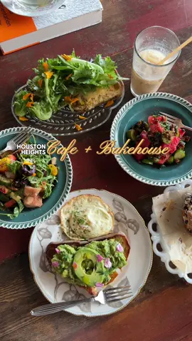 Tucked away in the Heights, Jane and the Lion Bakehouse is serving up pastries and sourdough that are worth every single calorie. 🍞🥨 This is next-level baking. Your taste buds will thank you. 🥖🥮🍳 📍: 4721 N Main St, Houston 77002