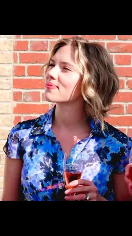 #celebrity #moviestar #scarlettjohansson #simplesmentescarlett #lostintranslation #ghostintheshell #theavengers #theavengers #vickycristinabarcelona #lucy #snl #jurassicworldrebirth #blackwidow #undertheskin #hollywood 