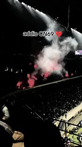 💔💔 l'Inter non è per i turisti 🖤💙 #inter #tiktok #viralvideo #fyp #curvanord 