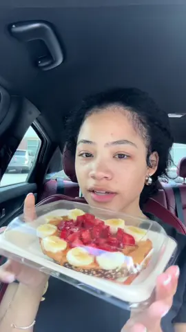 me anytime i see sum w protein😭 