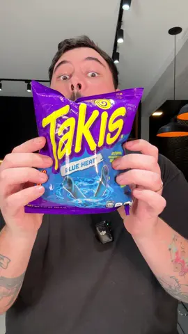 provando Takis azul, vocês chegaram a provar? #takis #provandocomsinceridade #saldadinho