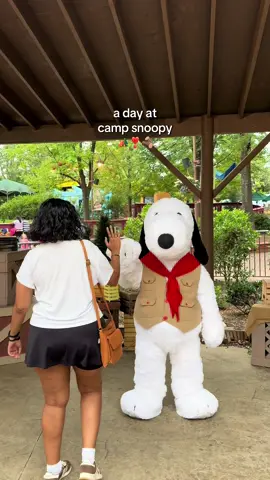 are you even a REAL snoopy lover if you didn’t visit camp snoopy on his birthday? 🏕️ featuring my lovely friend @Avi  #snoopy #peanutsgang #campsnoopy #carowinds #snoopylover 