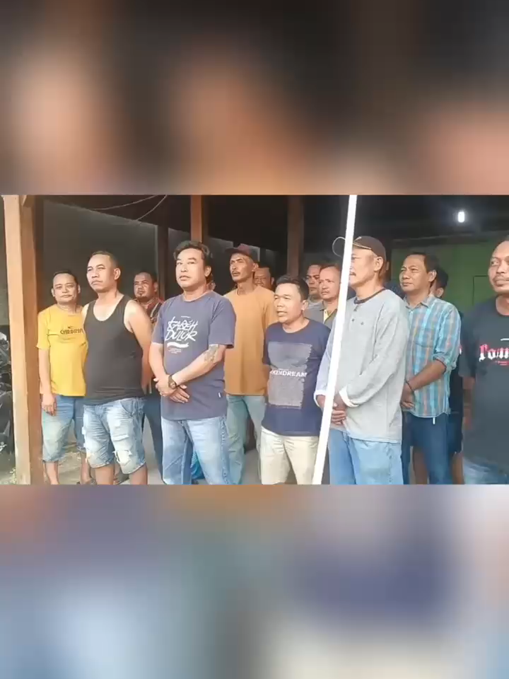 #BOLODEWO telah mendapatkan arahan dari Bapak Bupati Pati untuk meredam amarah dan merubahnya menjadi semangat gotong-royong untuk menjaga persaudaraan di Kabupaten Pati, kota yang sangat dicintai Bapak Sudewo ini. #ALIANSIPATICERDAS #PatiBangkitBersama #SuaraRakyatAsli #SudewoUntukPati #BanggaPunyaSudewo#ALIANSIPATICERDAS #PatiBangkitBersama #SuaraRakyatAsli #SudewoUntukPati #BanggaPunyaSudewo