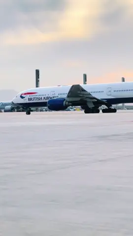 Um desfile do grandão inglês! 🇬🇧 #aviation #aviacao24h #britishairways #galeaoairport #gig 