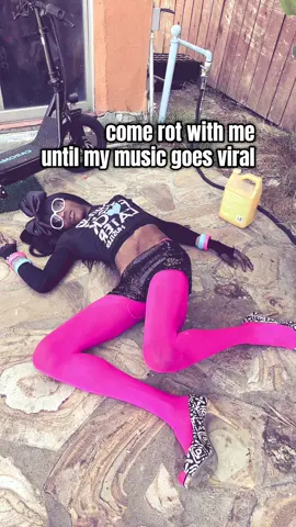 #fyp #doll #pink #blue #2010s #nostalgia #newmusicfriday 
