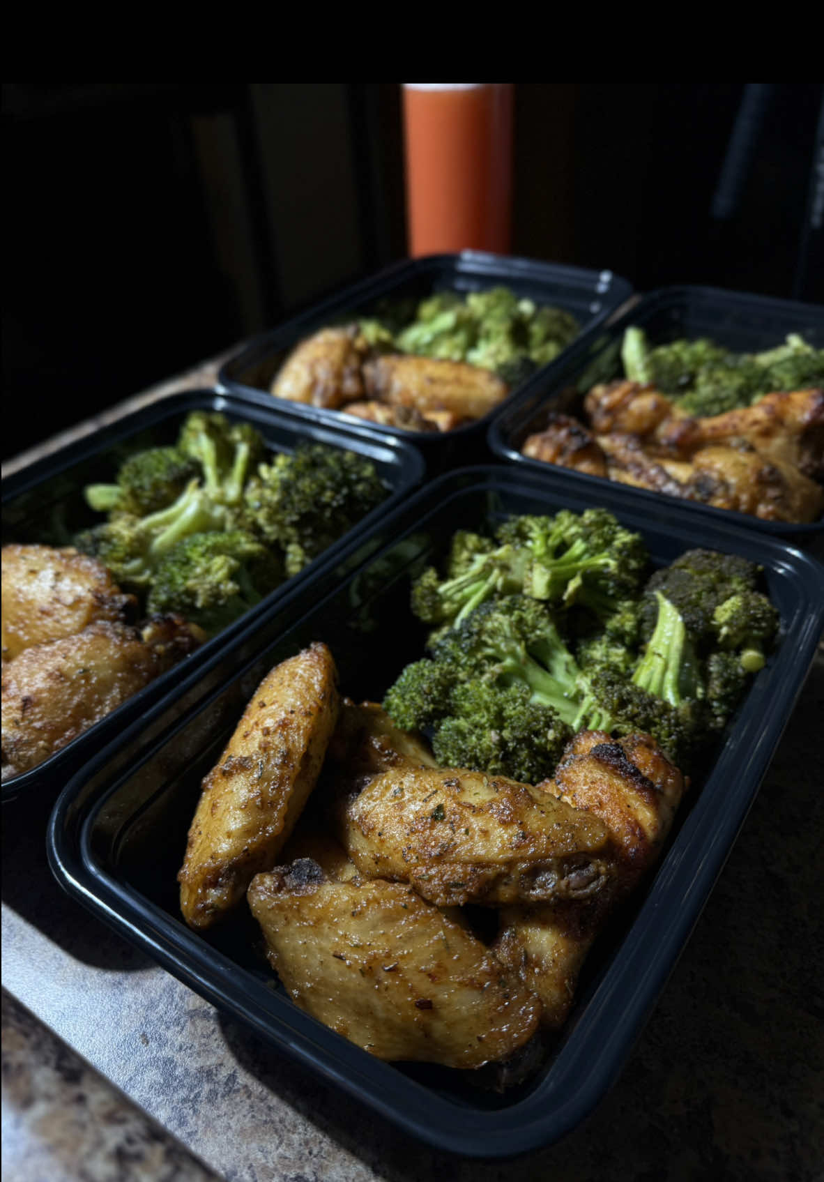Meal Prep: Baked Garlic Butter Ranch Wings, Roasted Broccli, & Peach Punch #fypシ #foryoupage #viral #mealprep 