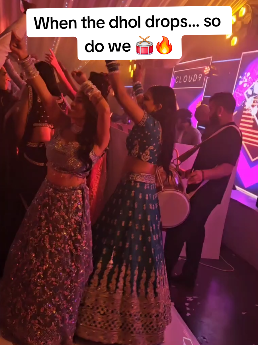 Sister Bhangra Vibes ✨💛 #SisterGoals #BhangraVibes #ShaadiSeason #DanceFloorEnergy #DesiVibes 