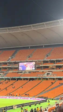 Mfundo Vilakazi #MfundoVilakazi #sportsontiktok #mzansicomedy #KaizerChiefs #cellular 