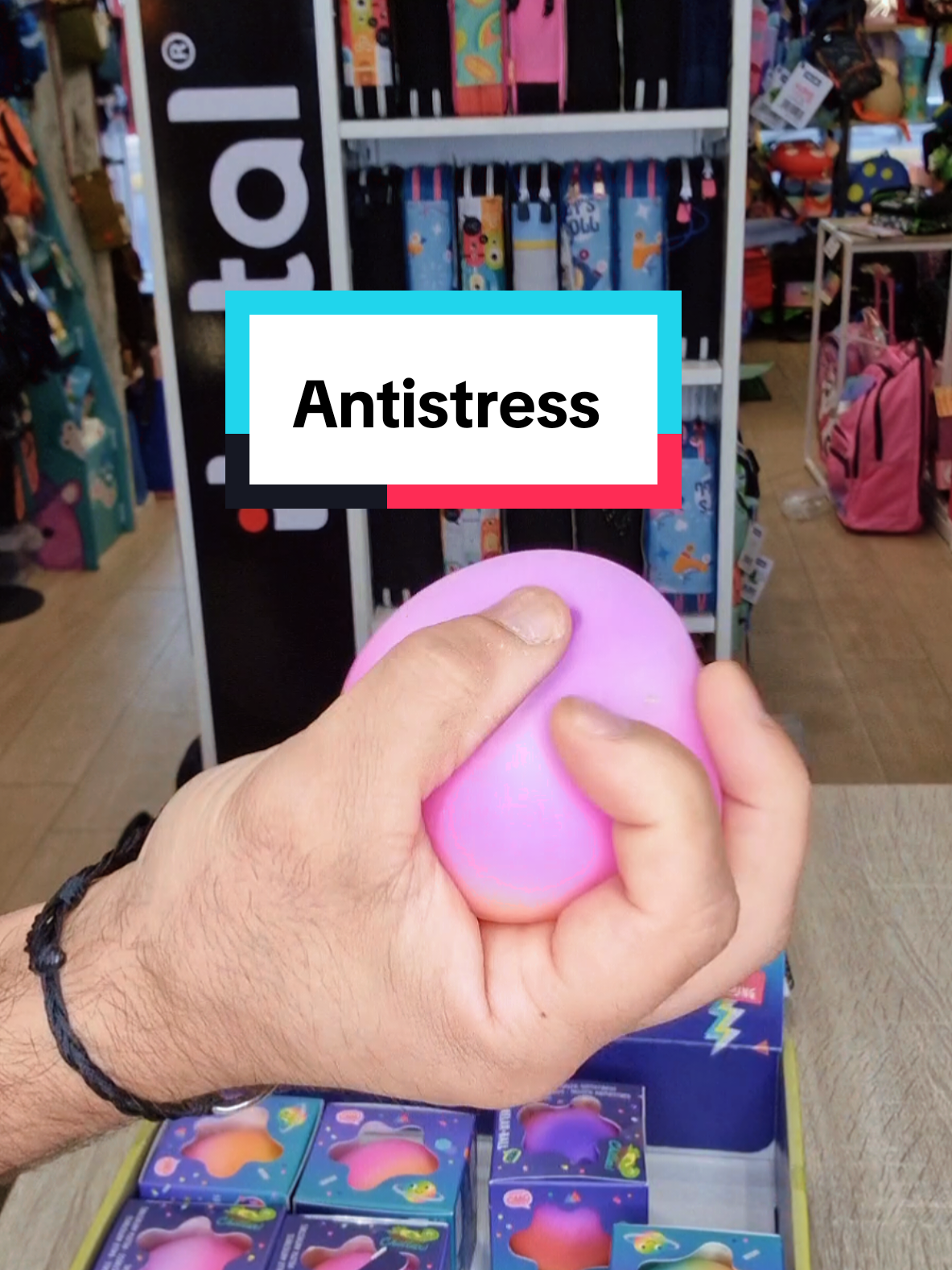 Ιδανικο για μικρά κ μεγάλα παιδιά #mosesverlag #antistress #παιδια 