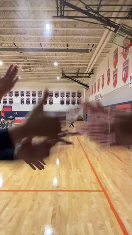 Go crazy @riley.mccaughey #fyp #viral #trending #dance 