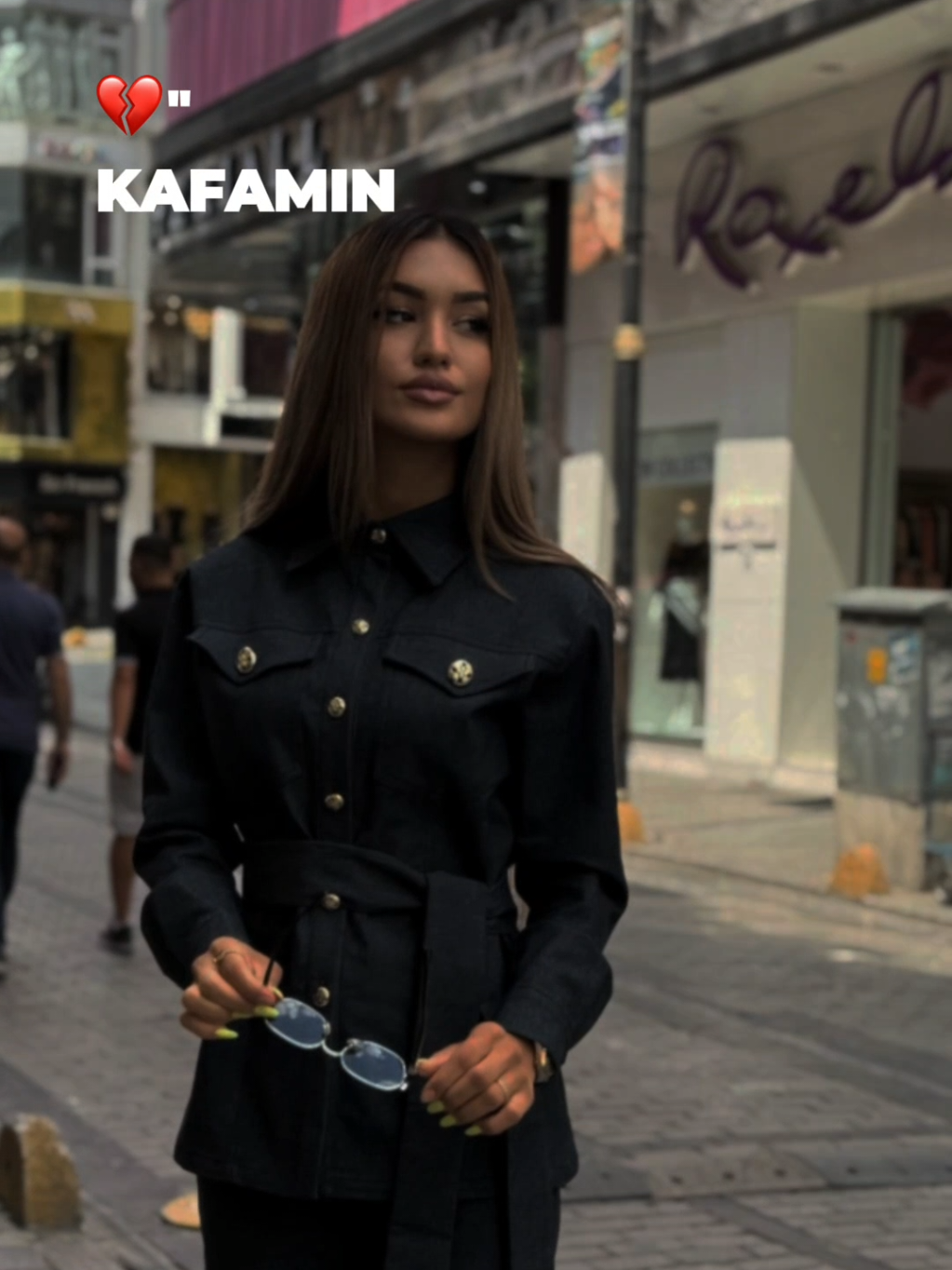 #CapCut  lütfen birisi artık şu şarkıyı kafamdan çıkarsın🥺❤️‍🩹😫 #git #blok3 #konser #keşfetteyizzz 