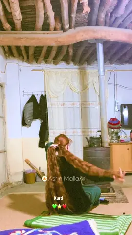 ‎بەفر باری و توایەوە ‎گوڵ لەبەهار گەشایەوە ‎گەرمای هاوین بڕایەوە ‎پایزهات و ساڵ تەواو بو ‎تەمەن رۆیی و نەگەڕایەوە #foryoupageofficiall #viraltiktok #video #kurdistan #flypシ 