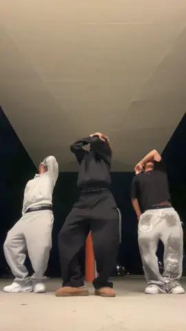 confess your love but…slower? @Ivanreyess @James | DC: @Temi🇬🇧 | #vancouver #dance #trio 