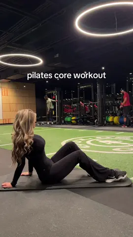 pilates core workout 🏋️ 🤍 4 sets of 25 reps each :) #fyp #foryou #fypシ #wellnessjourney #pilatesworkout 