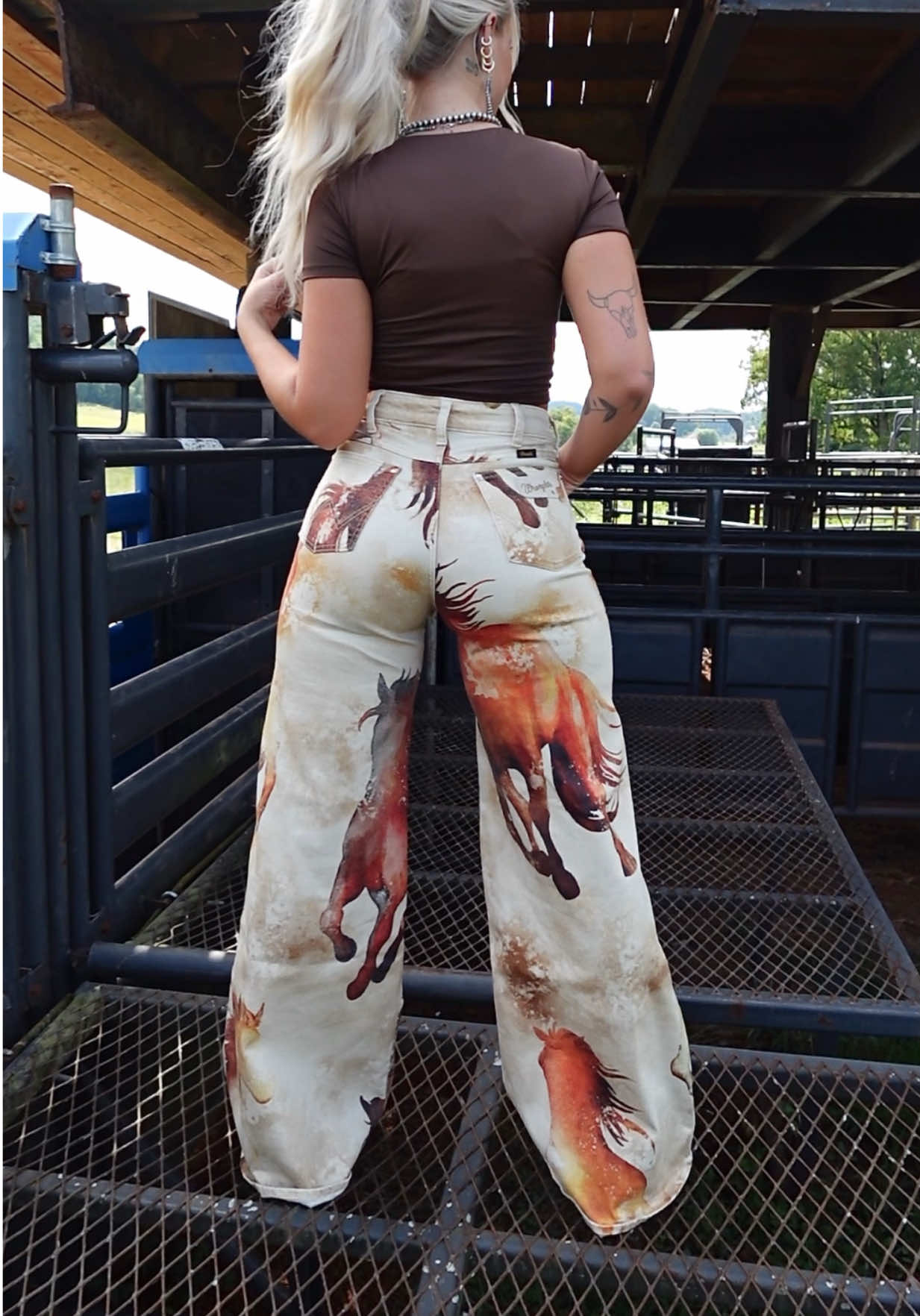 our lainey collection *chefs kiss*💋 #laineywilson #westernfashion #foryourpage #wranglerjeans #cowgirls 
