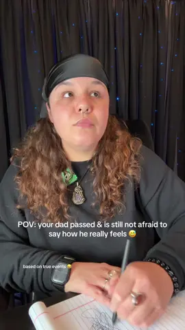 I’ll never forget this reading 😅 this woman’s dad kept showing me his urn on a shelf near the living /dining room area and was very adamant that he was NOT a fan and could not understand why she put him there. 😂 reconnecting with your loved ones can bring tears, but it can also bring a ton of laughs! Their personalities are still very much alive. So if your dad had a bold personality, chances are he’ll show up that way in a session!  #fyp #mediumship #grief #intuition #psychic 