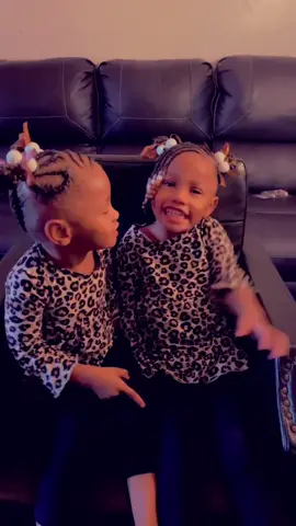Maliyah and Malayah Take 4 .. Happy birthday girls ❤️❤️ 
