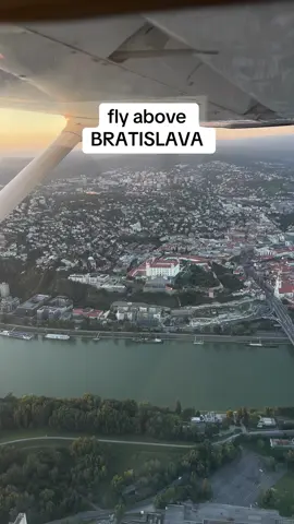 @FaynFly| Полетай над Словакией          #братислава #словакия #українцівсловаччині 