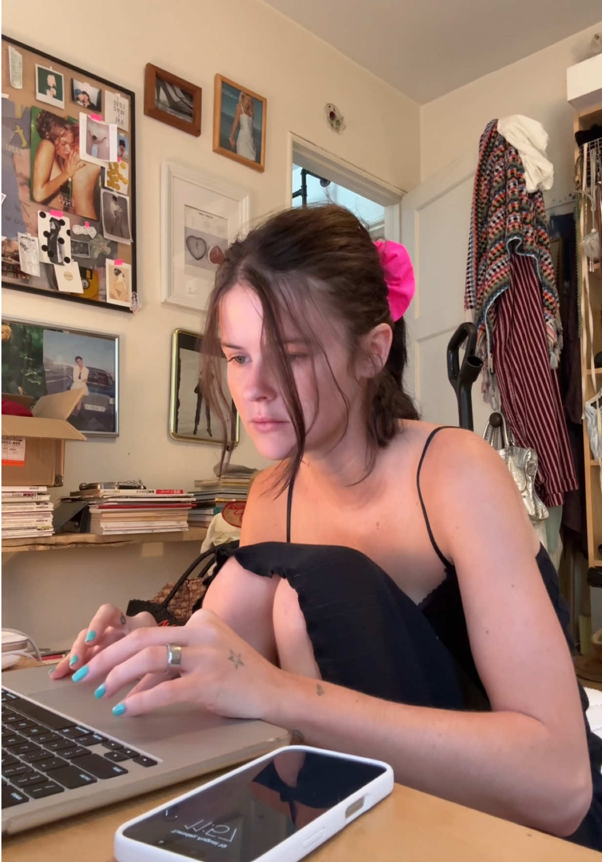 just a girl who can't figure out what to wear 